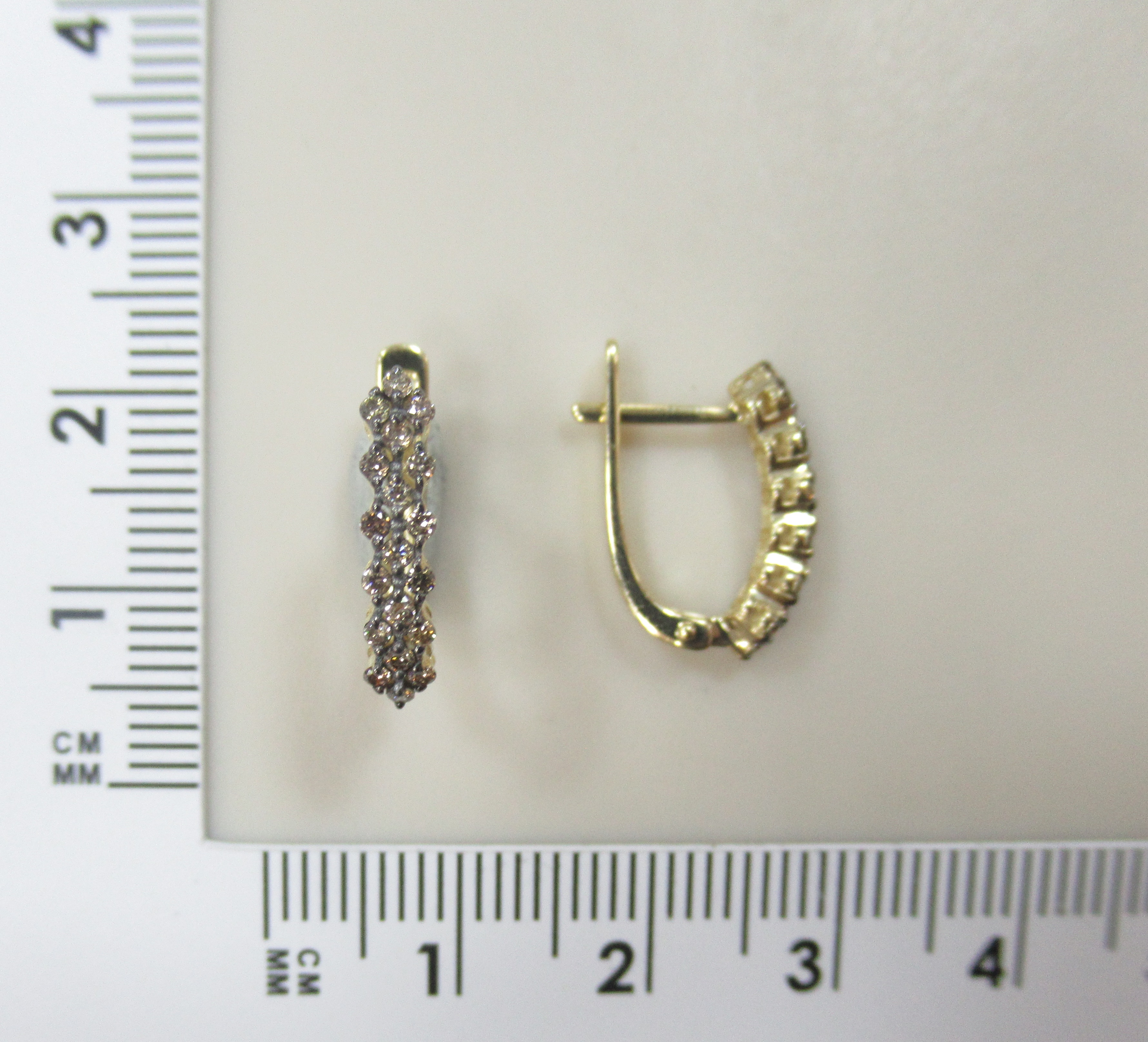 10511-001044 Серьги (Au 585)